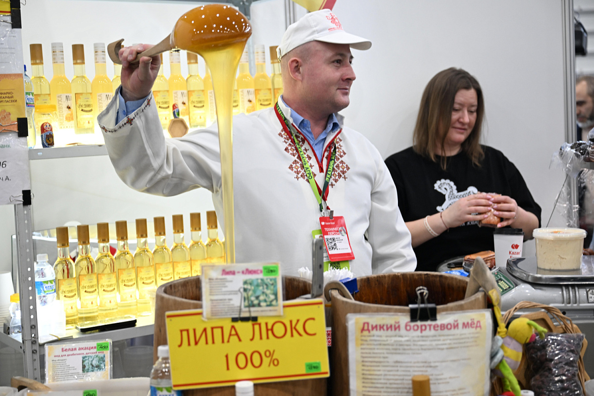 «Это не просто работа — это искусство»: как Татарстан в 2025 году накормил страну и поставил рекорды